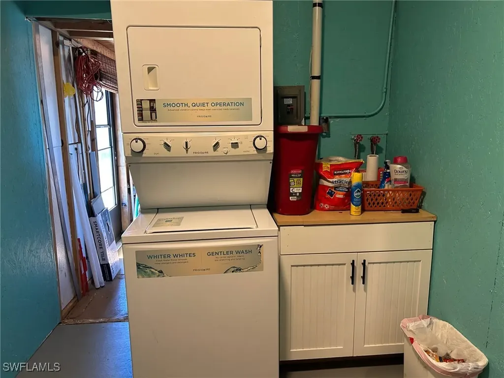 196 Palm Harbor Drive North Port FL 34287