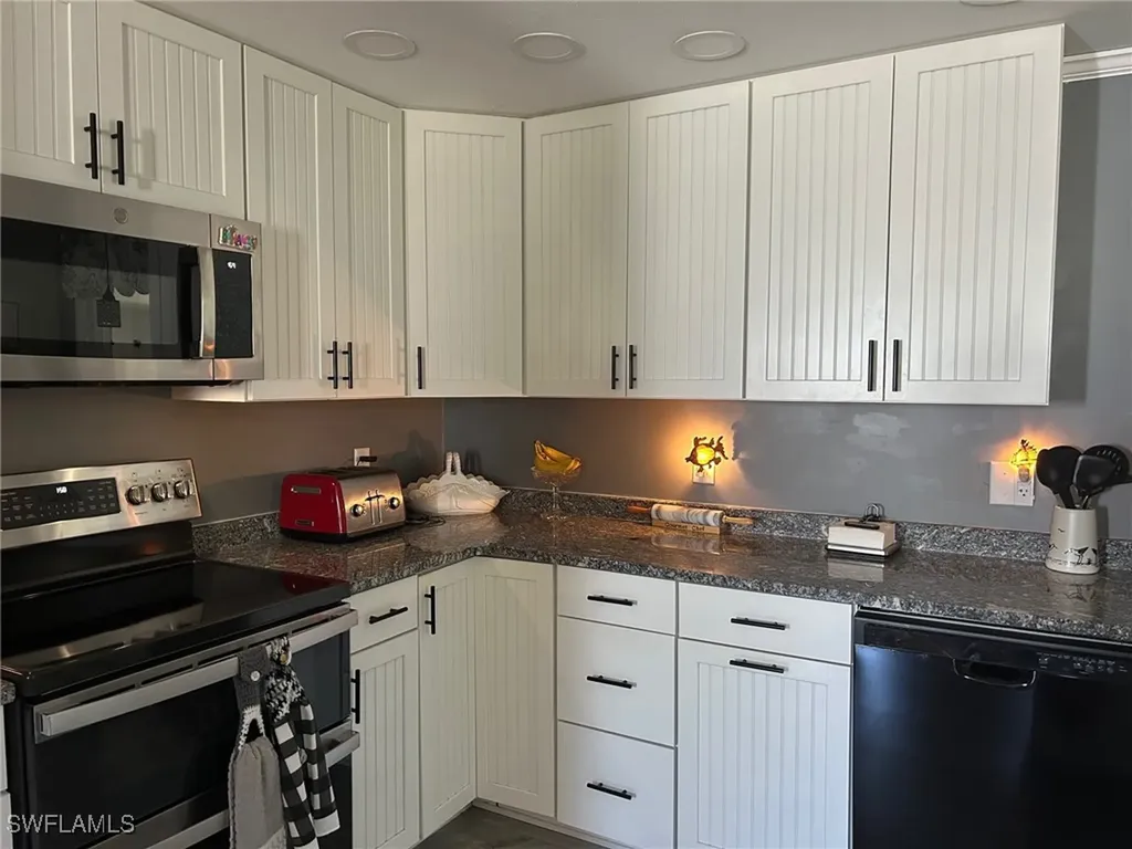 196 Palm Harbor Drive North Port FL 34287