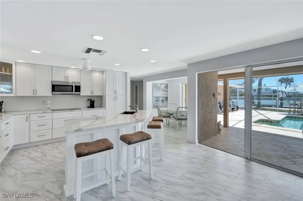 274 Conners Avenue Naples FL 34108