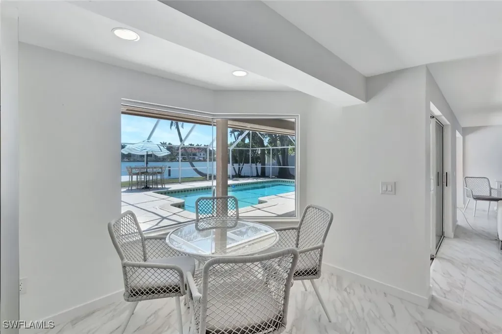 274 Conners Avenue Naples FL 34108