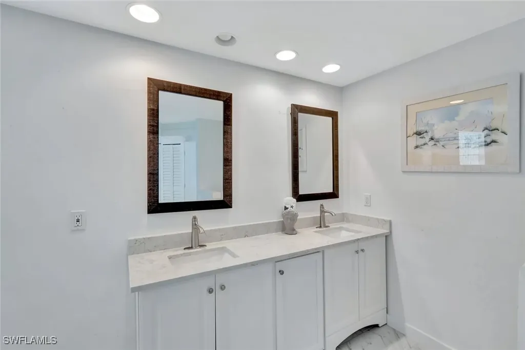 274 Conners Avenue Naples FL 34108
