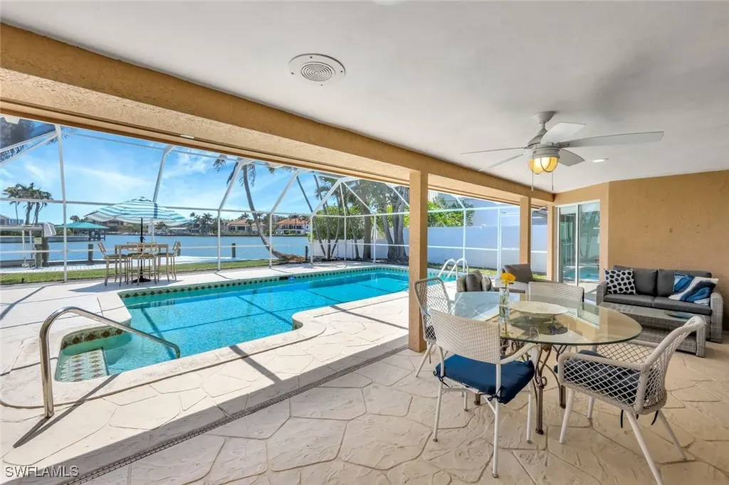 274 Conners Avenue Naples FL 34108