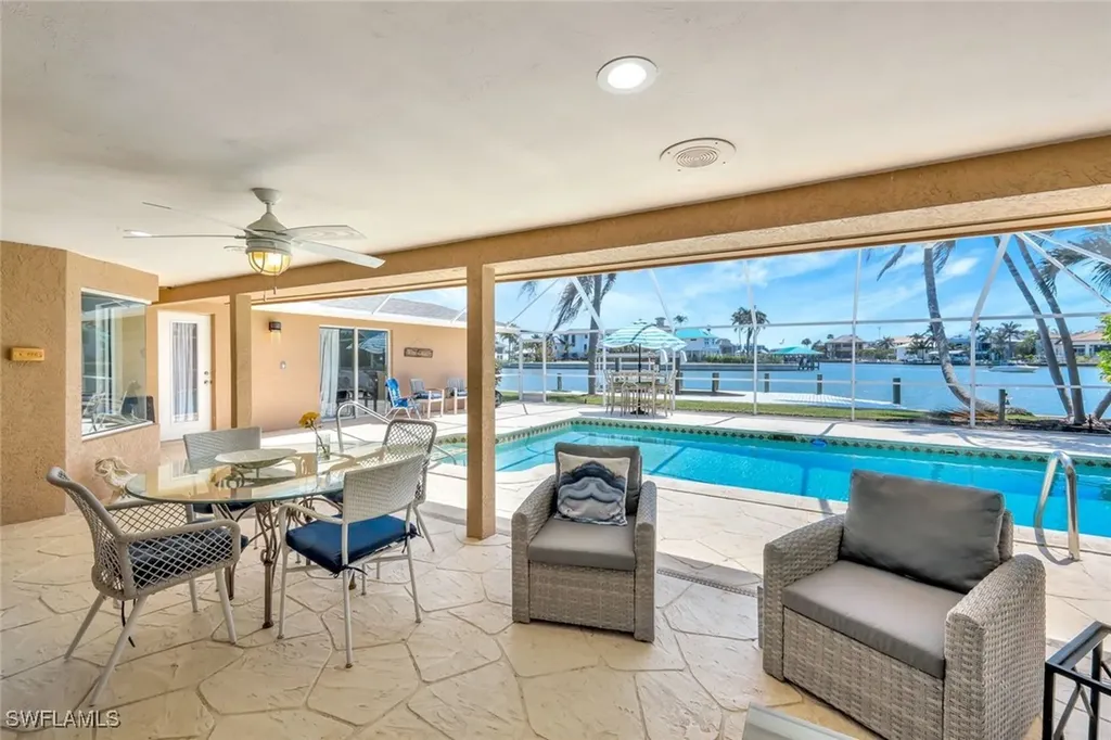 274 Conners Avenue Naples FL 34108