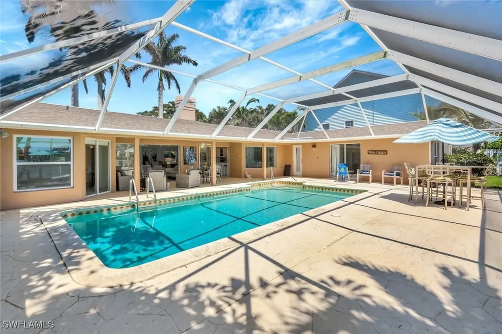 274 Conners Avenue Naples FL 34108