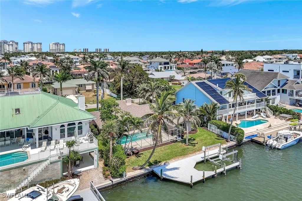 274 Conners Avenue Naples FL 34108