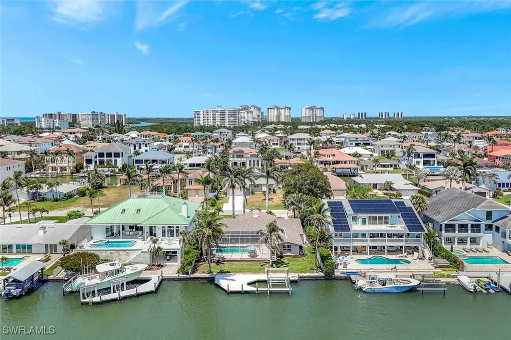 274 Conners Avenue Naples FL 34108