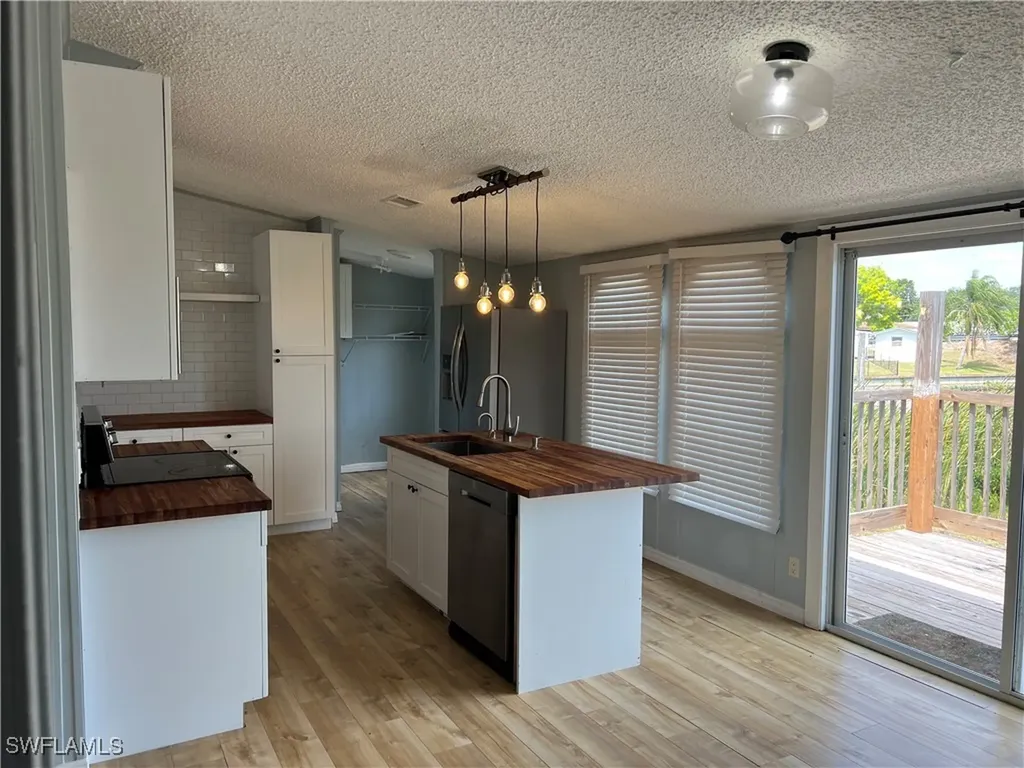 1151 Lake Drive Okeechobee FL 34974