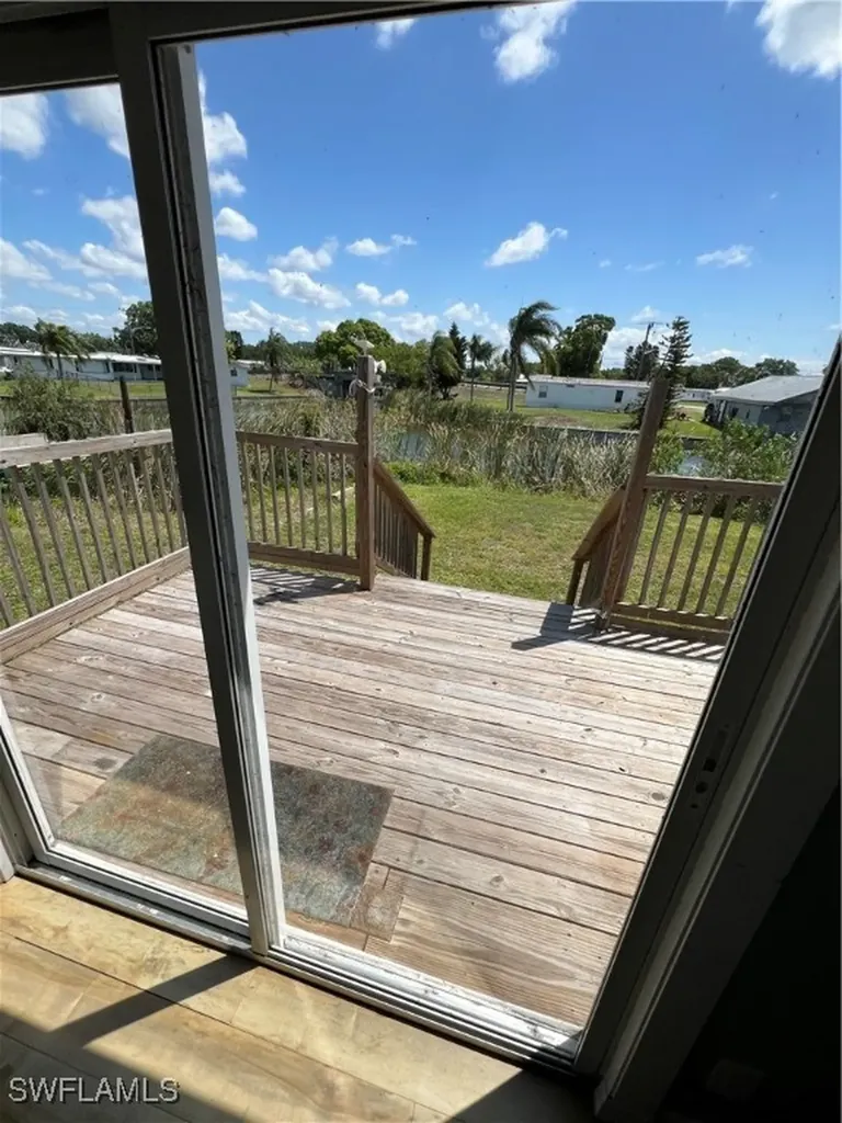 1151 Lake Drive Okeechobee FL 34974