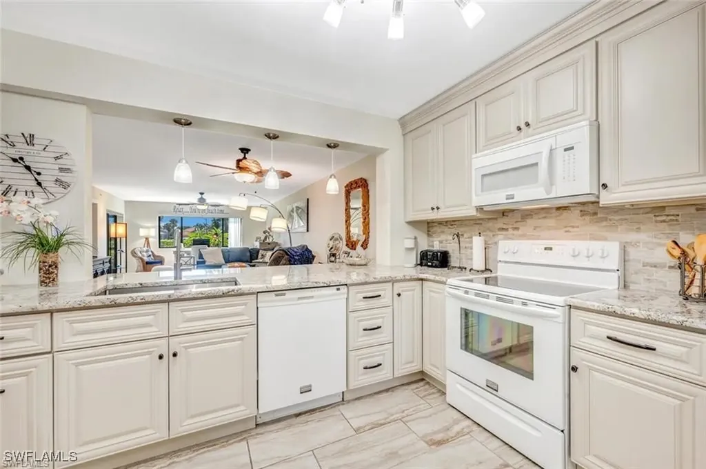 9901 Sunset Cove Lane Fort Myers FL 33919