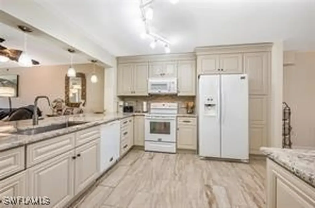 9901 Sunset Cove Lane Fort Myers FL 33919