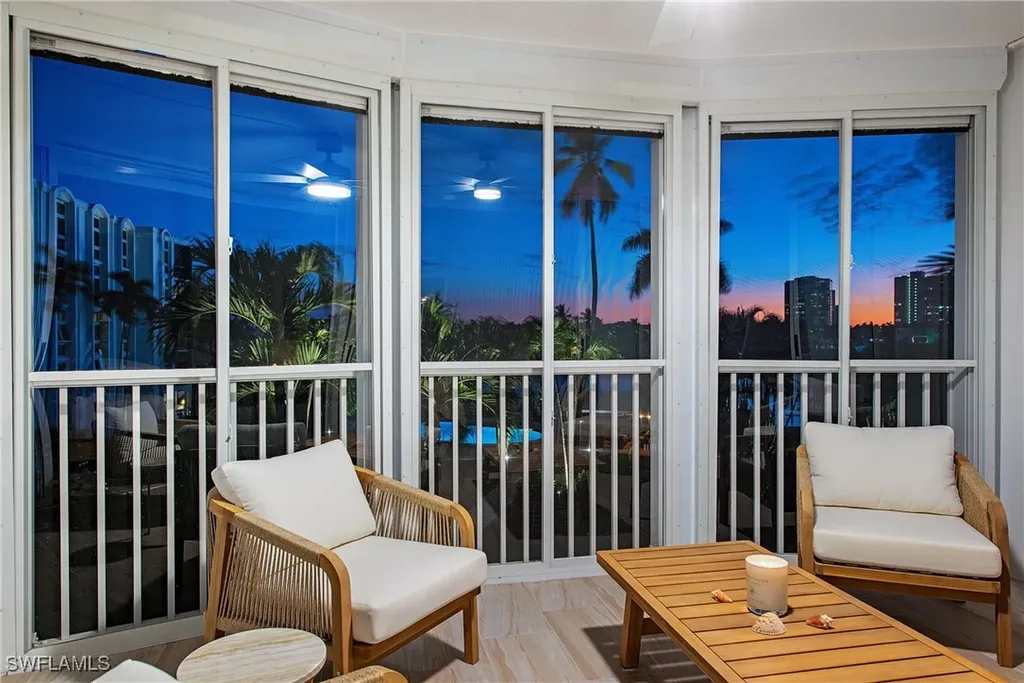 400 Park Shore Drive Naples FL 34103