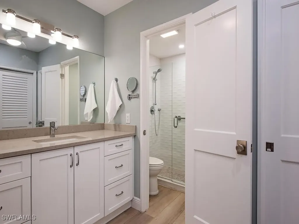 400 Park Shore Drive Naples FL 34103