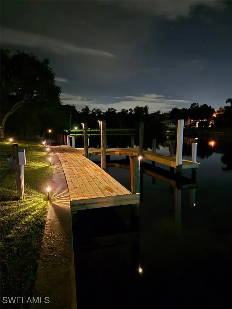 2129 Davis Boulevard Fort Myers FL 33905