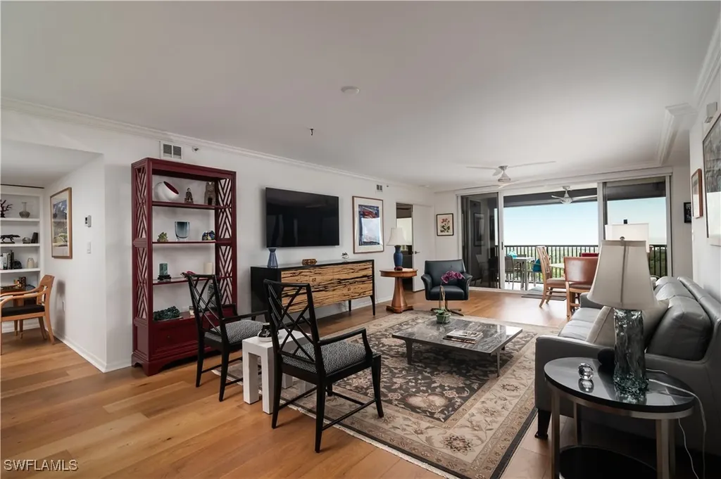 6825 Grenadier Boulevard Naples FL 34108