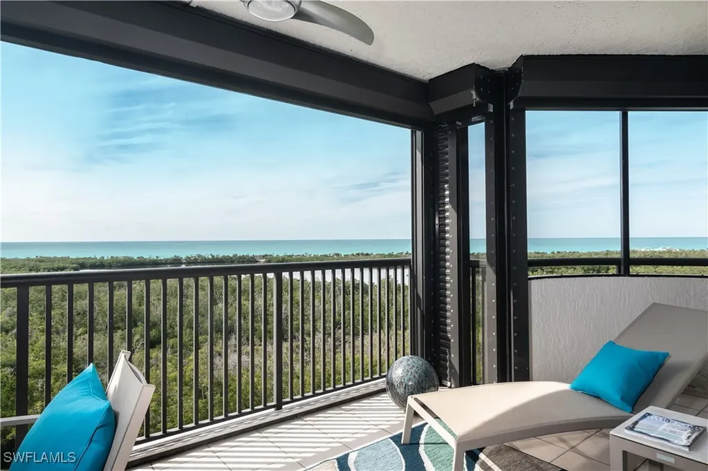 6825 Grenadier Boulevard Naples FL 34108