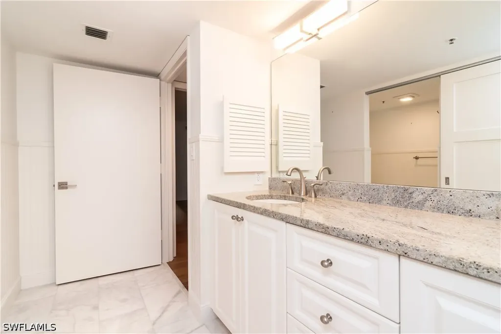 6825 Grenadier Boulevard Naples FL 34108