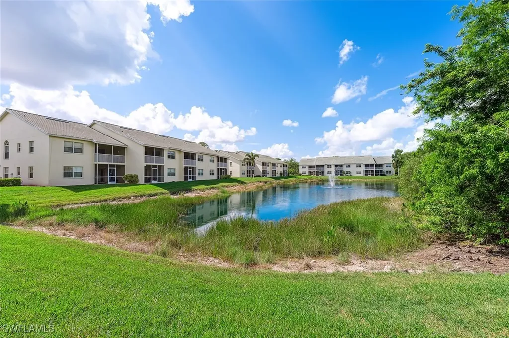 4940 Cougar Court S Naples FL 34109