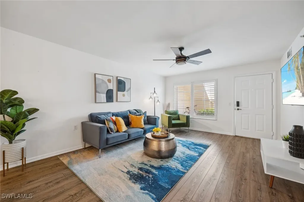 4940 Cougar Court S Naples FL 34109