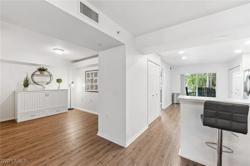 4940 Cougar Court S Naples FL 34109