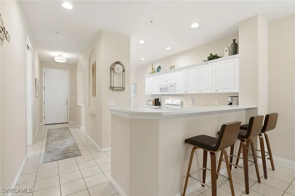 4873 Hampshire Court Naples FL 34112