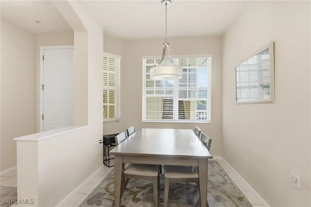 4873 Hampshire Court Naples FL 34112