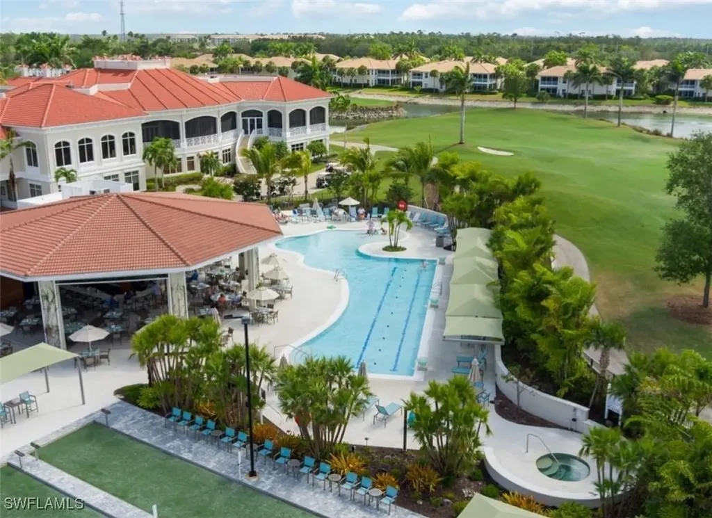 4873 Hampshire Court Naples FL 34112