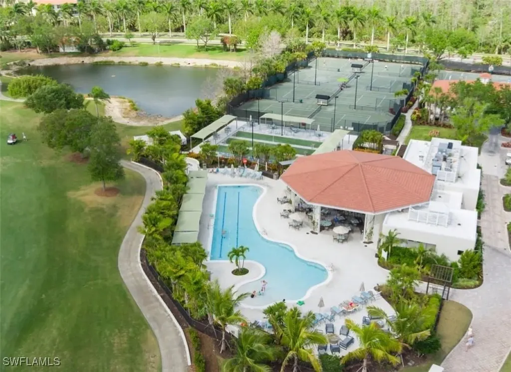 4873 Hampshire Court Naples FL 34112