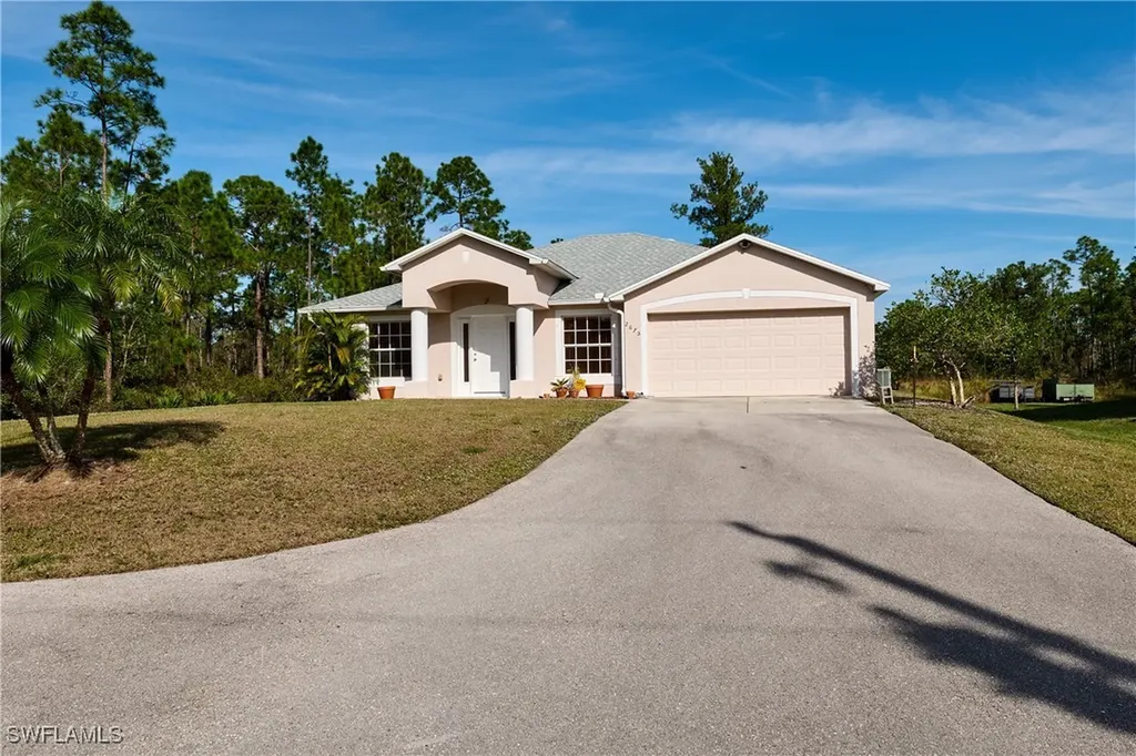 2675 70th Avenue NE Naples FL 34120