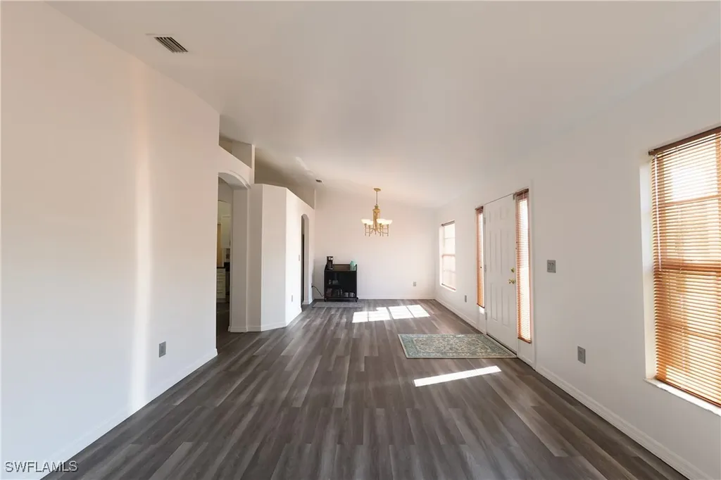 2675 70th Avenue NE Naples FL 34120