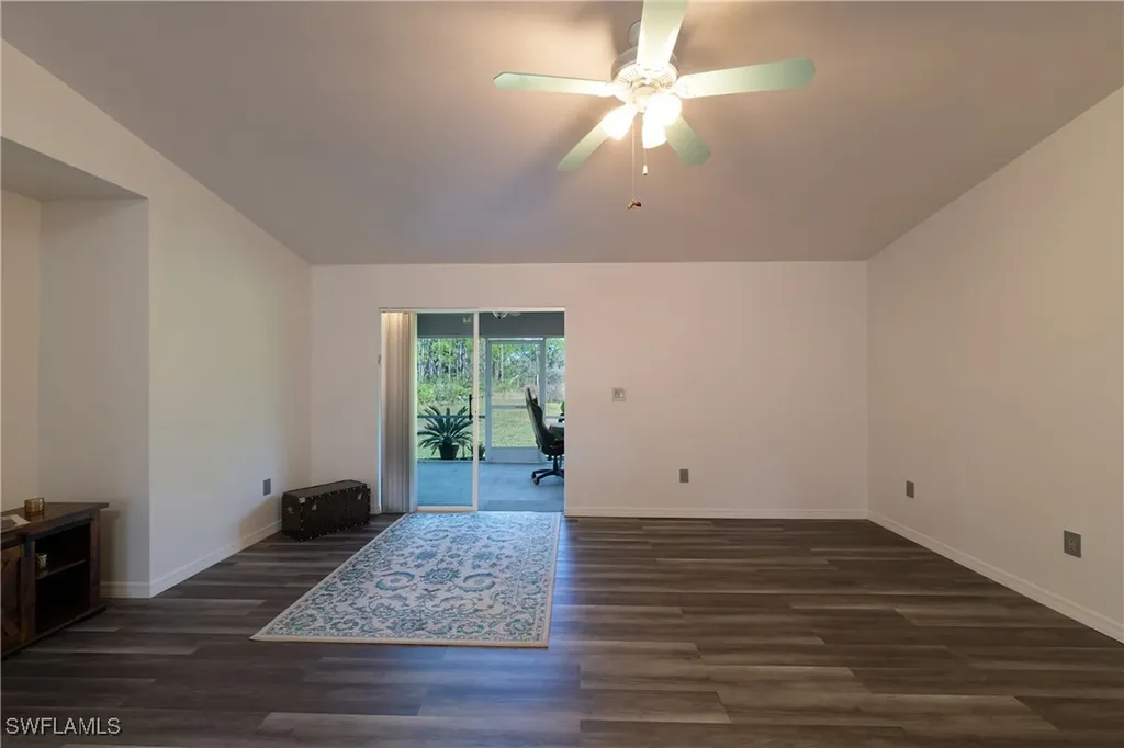 2675 70th Avenue NE Naples FL 34120