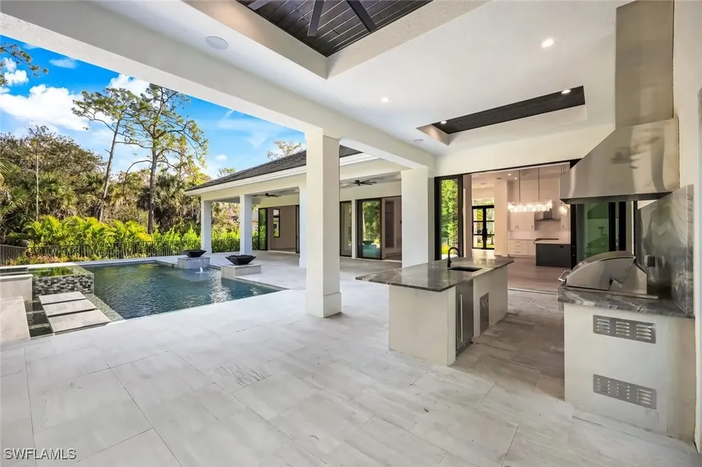 3891 Brynwood Drive Naples FL 34119