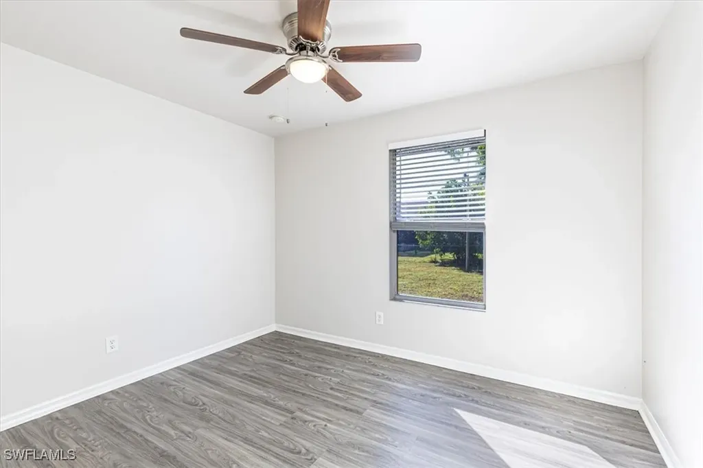 814 SW 10th Place Cape Coral FL 33991