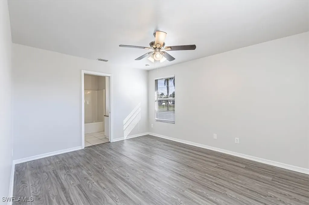 814 SW 10th Place Cape Coral FL 33991