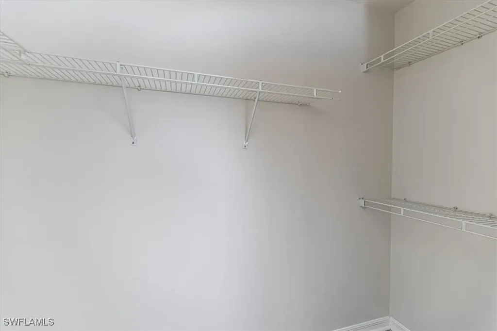 814 SW 10th Place Cape Coral FL 33991