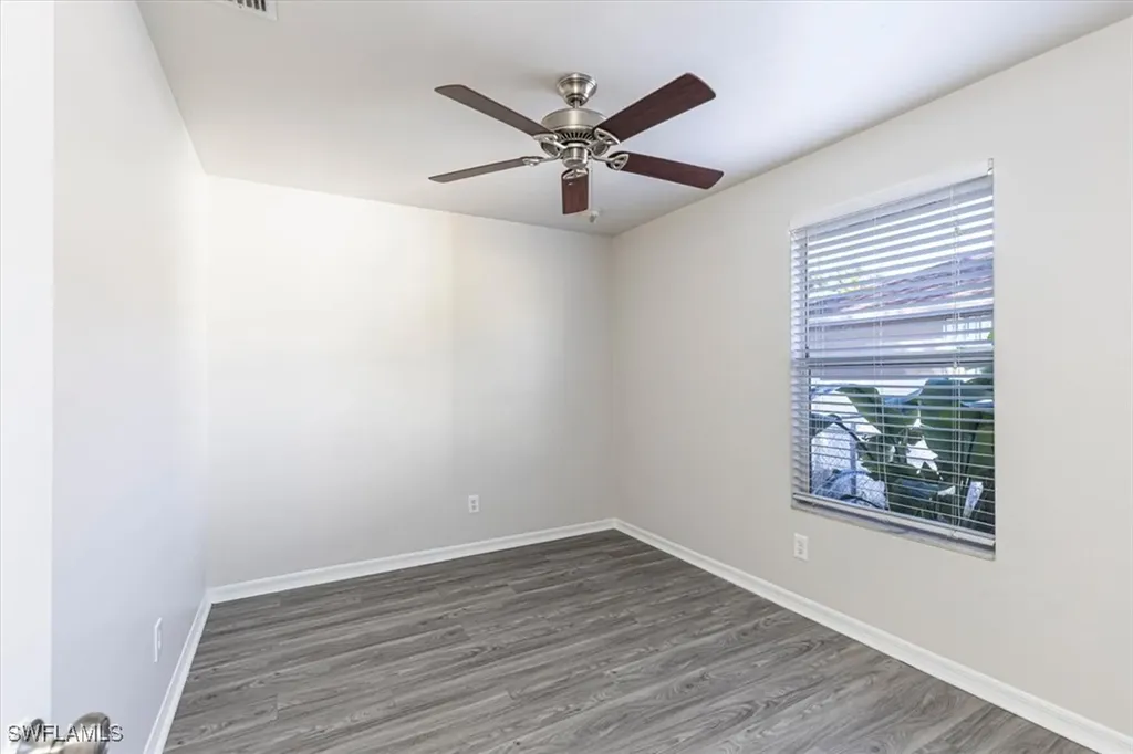 814 SW 10th Place Cape Coral FL 33991