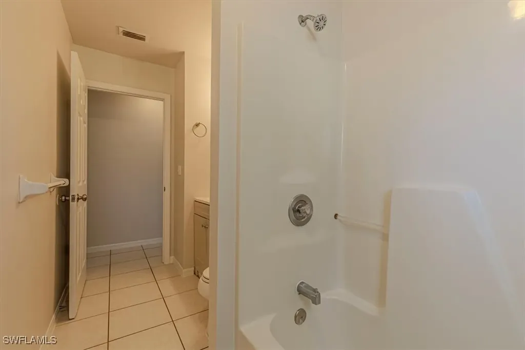 814 SW 10th Place Cape Coral FL 33991