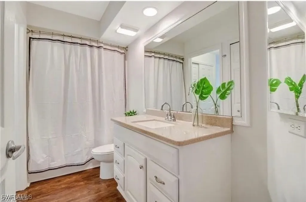 480 Bermuda Cove Way Naples FL 34110