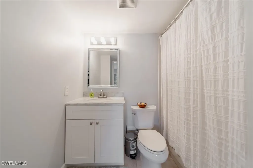 820 Meadowland Drive Naples FL 34108