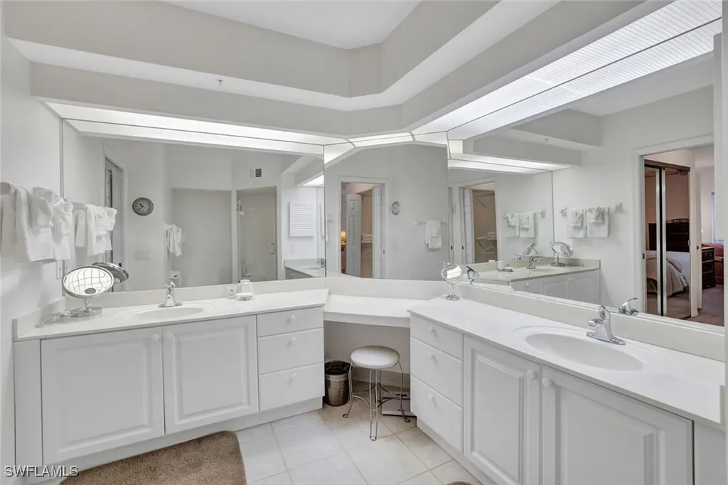 6883 Redbay Park Road Naples FL 34109