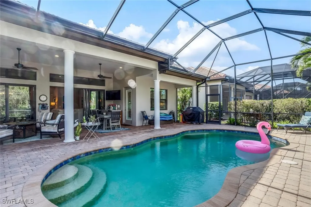7315 Lantana Circle N Naples FL 34119