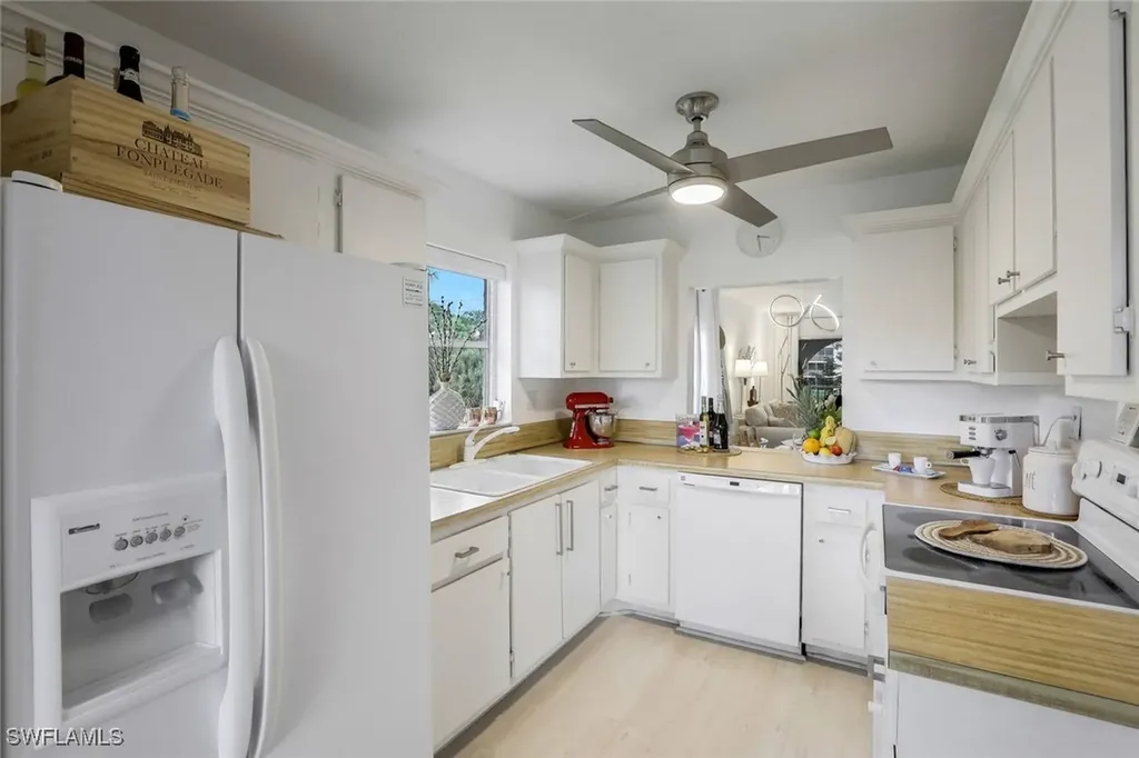 1056 Forest Lakes Drive Naples FL 34105