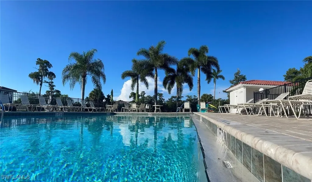 1056 Forest Lakes Drive Naples FL 34105