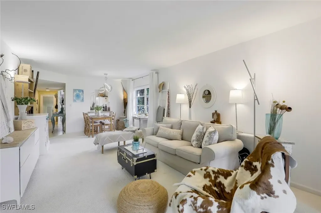 1056 Forest Lakes Drive Naples FL 34105