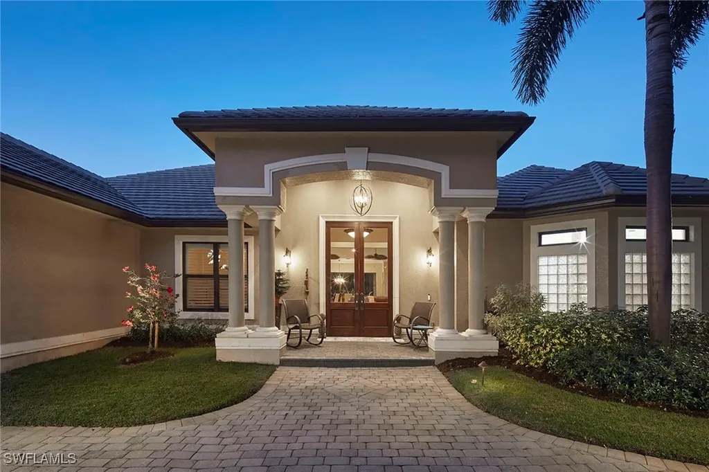 1900 Tiller Terrace Naples FL 34102