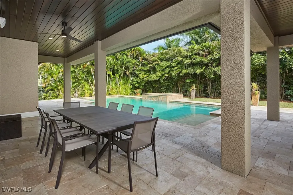1900 Tiller Terrace Naples FL 34102