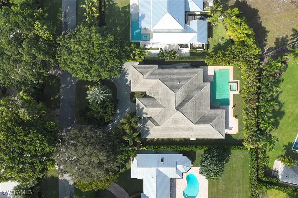 1900 Tiller Terrace Naples FL 34102