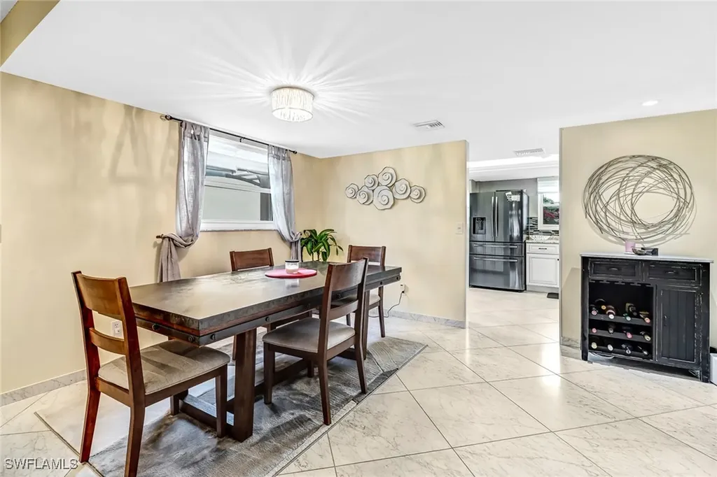 185 Cypress Way E Naples FL 34110