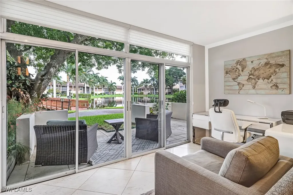 185 Cypress Way E Naples FL 34110