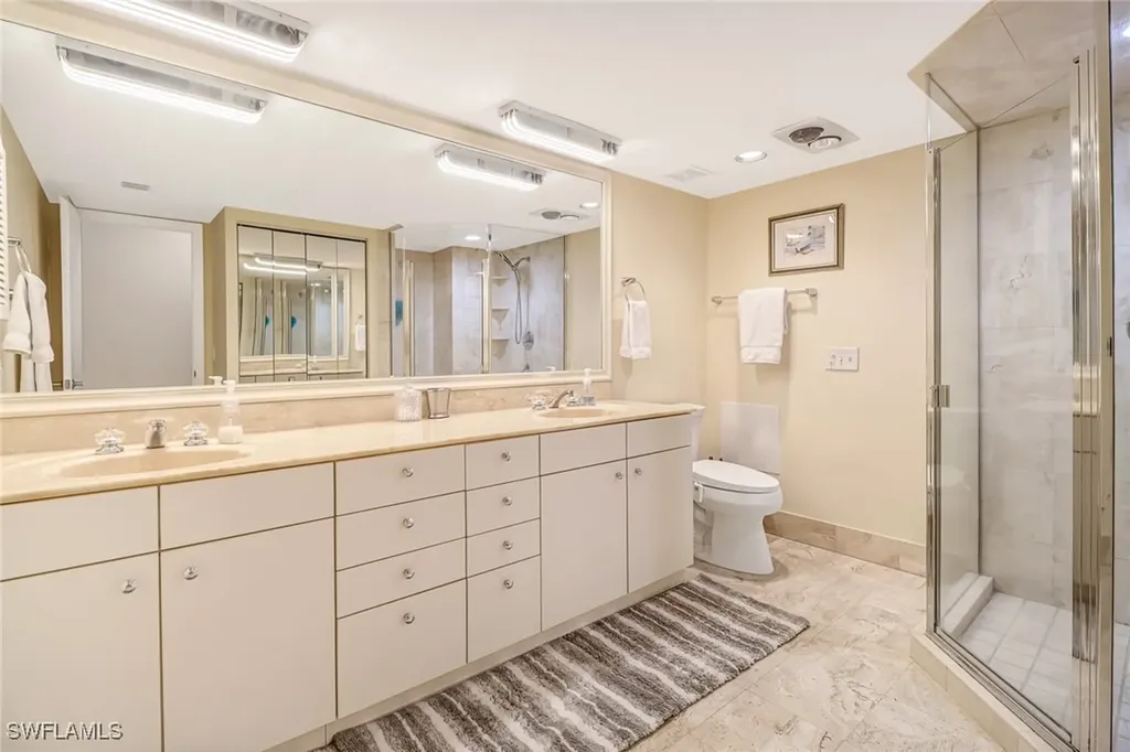 185 Cypress Way E Naples FL 34110