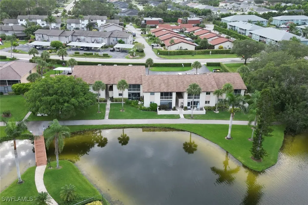 185 Cypress Way E Naples FL 34110